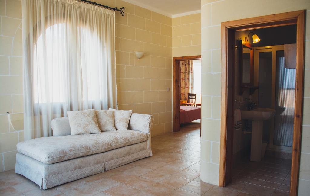 Villa Al Faro B&B Ghammar Quarto foto